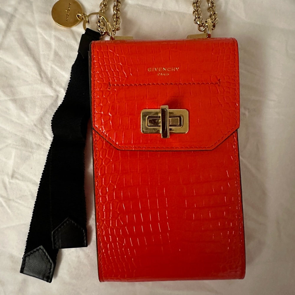 Never Worn. Authentic Bag. - image 2